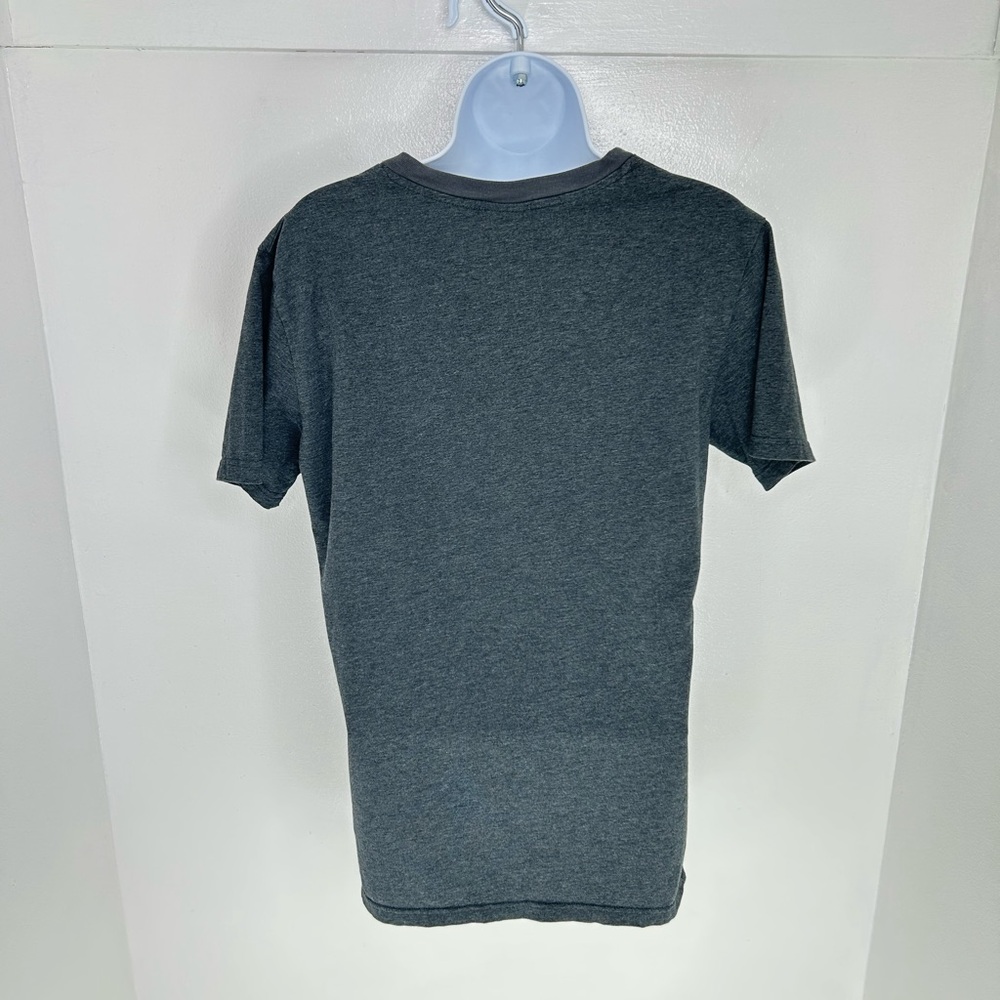 GymShark Retro Logo Shirt Womens Small Big Shark Logo Gym Active Run Athlesiure - Picture 6 of 11